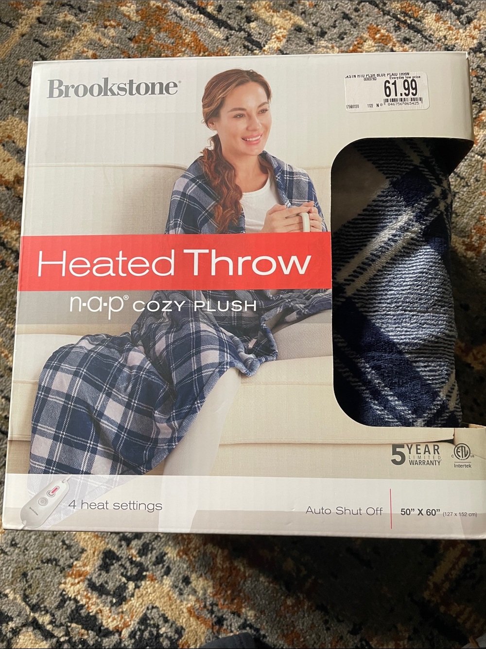 Brookstone Heated Throw 50 x 60” NWT